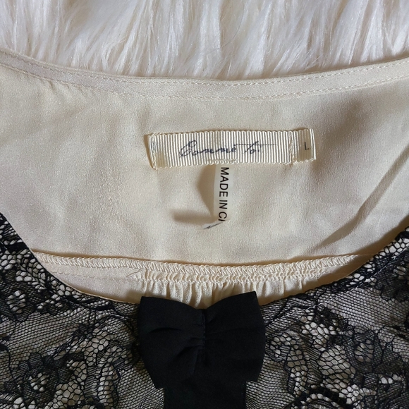 Comme Toi | Black Lace Scoop Neck Blouse sz large - Picture 4 of 6